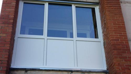 Balkonų stiklinimas (2)